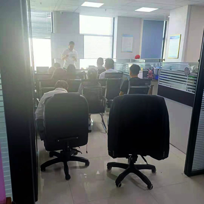 山東邦泰機(jī)電設(shè)備有限公司年中總結(jié)和規(guī)劃會議進(jìn)行中……